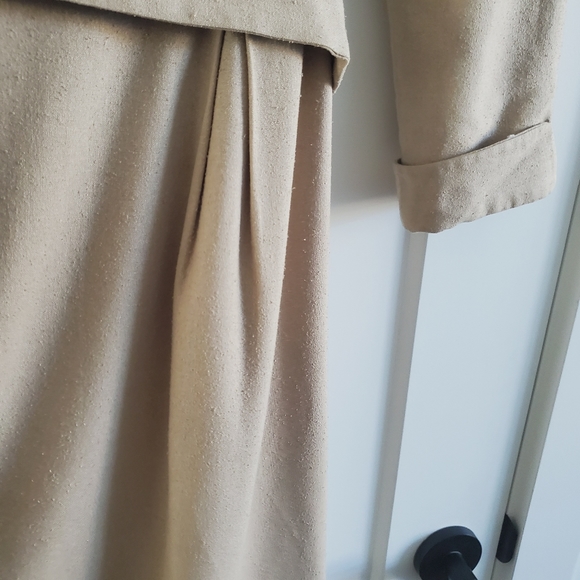 Vintage long dress , open front buttons and waist belt - Picture 15 of 16